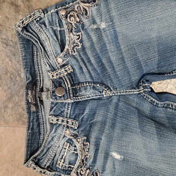 Silver Jeans Co.* Jeans - Picture 2 of 9